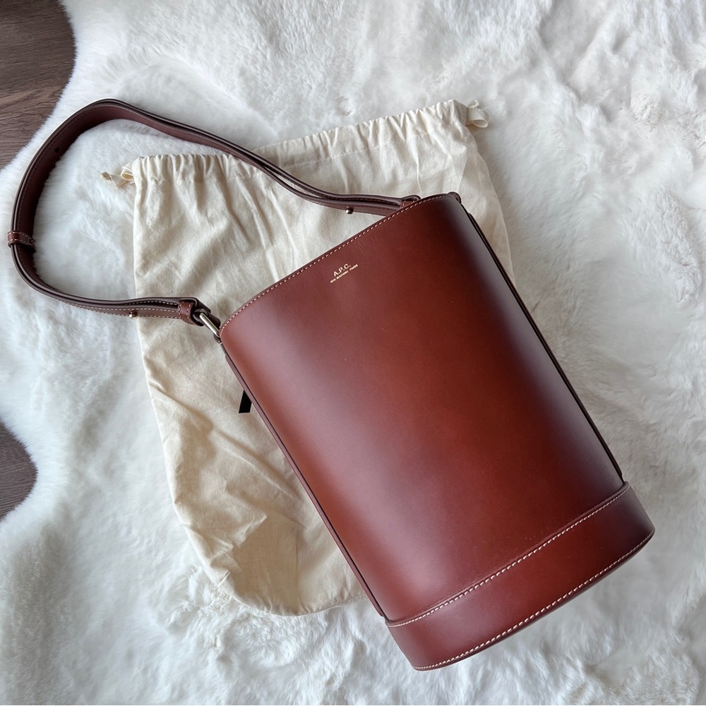 A.P.C. Sac Ambre Seau Bucket Bag